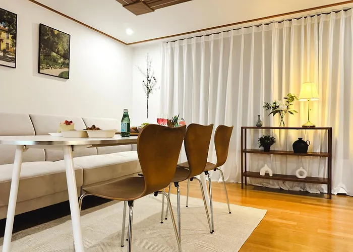 Yeonnam House Hongdae *